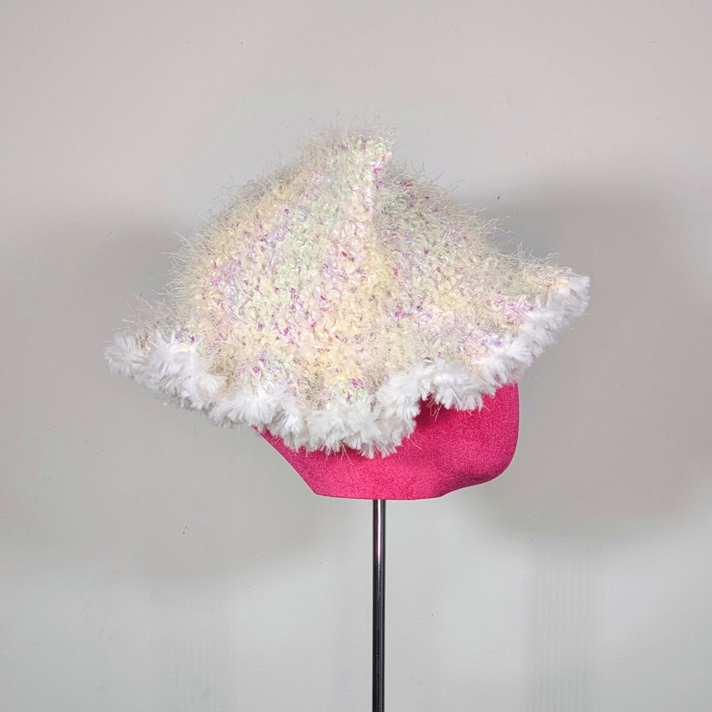 Cloud Ruffled Cat Hat