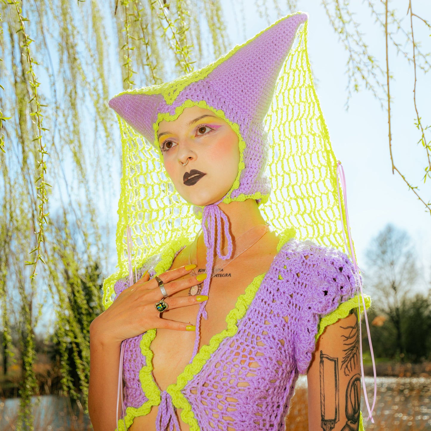 Purple & Yellow Veiled Escoffion