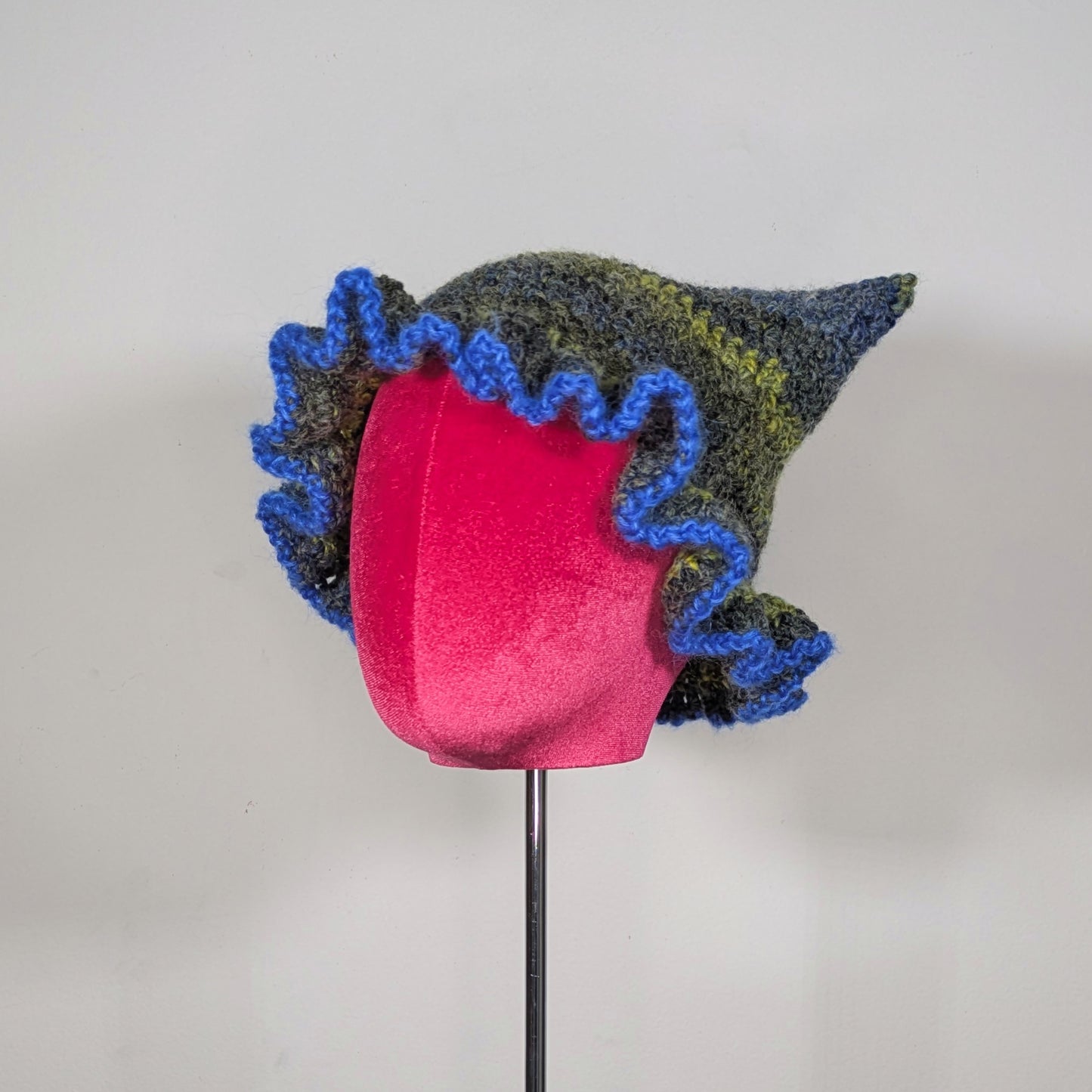 Lightning Ruffled Cat Hat