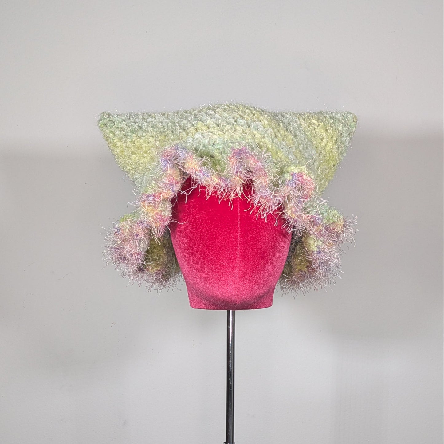 Milkweed Ruffled Cat Hat