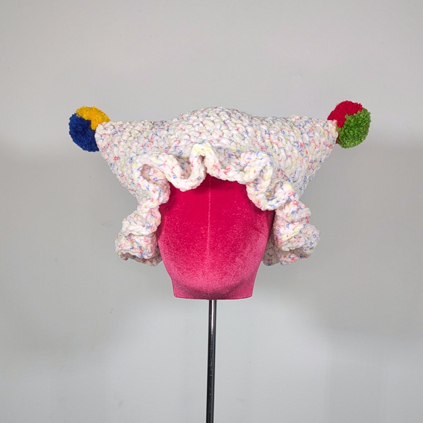 Clowny Ruffled Cat Hat