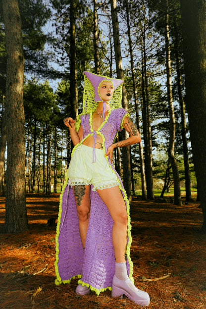 Purple & Yellow Veiled Escoffion